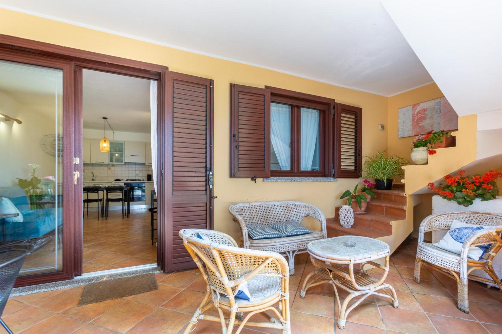 Aetos Home With Shared Swimming Pool - Porto Pino Hill מראה חיצוני תמונה